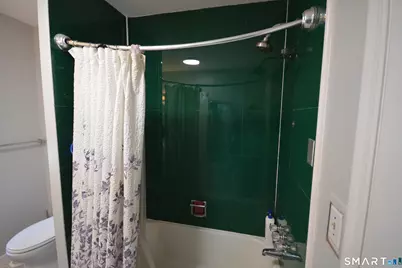 855 Burnsford Avenue, Bridgeport, CT 06606 - Photo 21