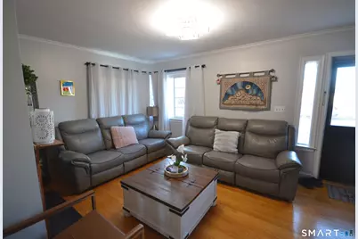 855 Burnsford Avenue, Bridgeport, CT 06606 - Photo 7