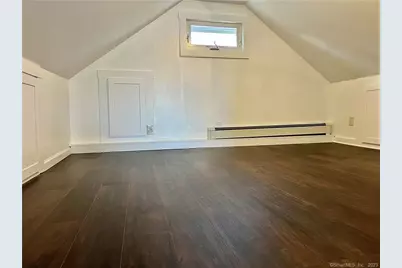 826 Oldfield Road #2nd Fl+3rd Fl, Fairfield, CT 06824 - Photo 11