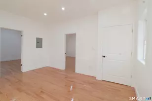 40 Elizabeth St, Waterbury, CT 06704 - Photo 5