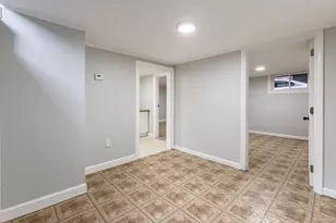 101 Englewood Ave, West Hartford, CT 06110 - Photo 25