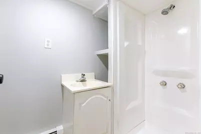 101 Englewood Avenue, West Hartford, CT 06110 - Photo 27