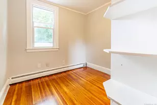 101 Englewood Ave, West Hartford, CT 06110 - Photo 23