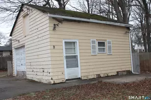 78 Summit St, Meriden, CT 06451 - Photo 3