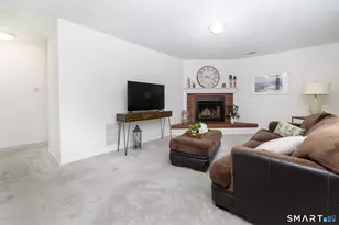 65 Carriage Dr, Milford, CT 06460 - Photo 9