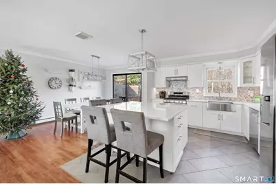 32 Autumn Ridge Road, Milford, CT 06461 - Photo 5