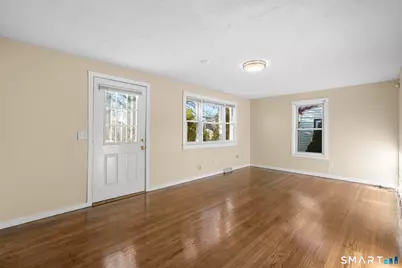 7 Ipswich Street, West Haven, CT 06516 - Photo 19