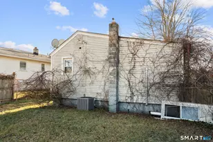 7 Ipswich St, West Haven, CT 06516 - Photo 7