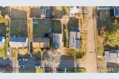 7 Ipswich Street, West Haven, CT 06516 - Photo 23