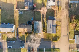 7 Ipswich St, West Haven, CT 06516 - Photo 23