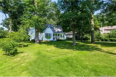 9 Beech Street, Farmington, CT 06032 - Photo 1