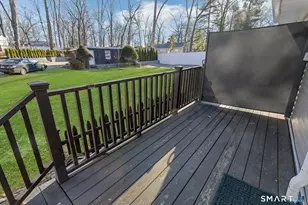 70 Archer Ln, Stamford, CT 06905 - Photo 21