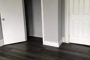 570 Broad St, Meriden, CT 06450 - Photo 3