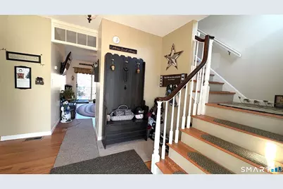 30 Julia Court #30, East Windsor, CT 06016 - Photo 5