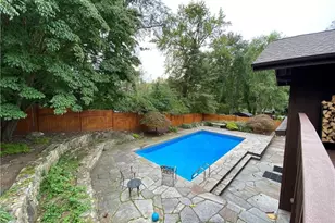 14 Constance Ln, Stamford, CT 06903 - Photo 3