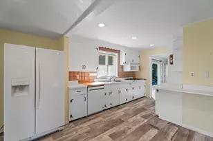 55 Harbor View Rd, Guilford, CT 06437 - Photo 9