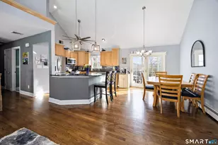 43 Woodycrest Rd, Meriden, CT 06451 - Photo 7