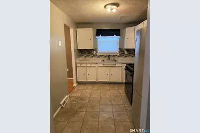 27 Jerry Road, East Hartford, CT 06118 - Photo 13