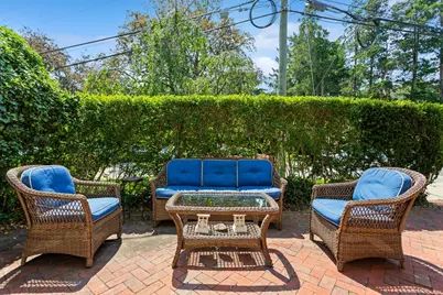 84 Putnam Park, Greenwich, CT 06830 - Photo 3