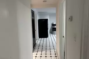 14 Thill St, West Haven, CT 06516 - Photo 9