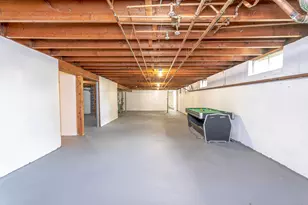 8 Bonnie Ln, Waterbury, CT 06705 - Photo 29