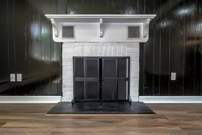 8 Bonnie Lane, Waterbury, CT 06705 - Photo 9