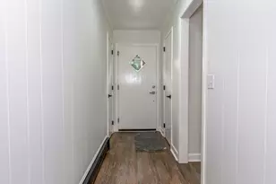 8 Bonnie Ln, Waterbury, CT 06705 - Photo 23