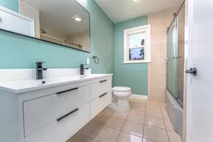 8 Bonnie Ln, Waterbury, CT 06705 - Photo 17