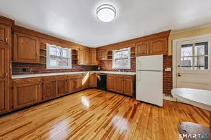 231 Russell St, New Haven, CT 06513 - Photo 15