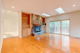 24 Worthington Dr, Farmington, CT 06032 - Photo 7