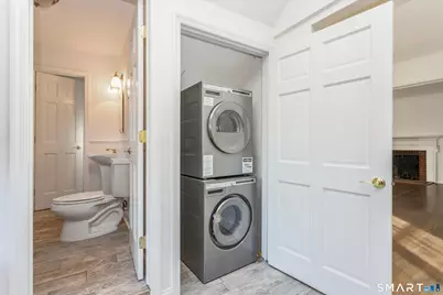 181 East Putnam Avenue, Greenwich, CT 06830 - Photo 9