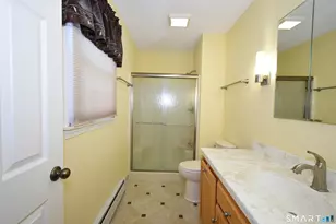 168 Lisa Ln, Middletown, CT 06457 - Photo 19