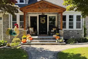 228 Chipper Rd, Waterbury, CT 06704 - Photo 3