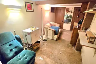 18 Westphal St, West Hartford, CT 06110 - Photo 15