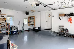 18 Deerfield Dr, East Windsor, CT 06016 - Photo 5