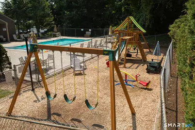 166 Old Brookfield Road #18A6, Danbury, CT 06811 - Photo 17