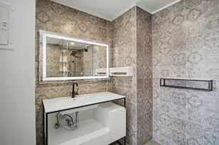 1 Gold St, Hartford, CT 06103 - Photo 17