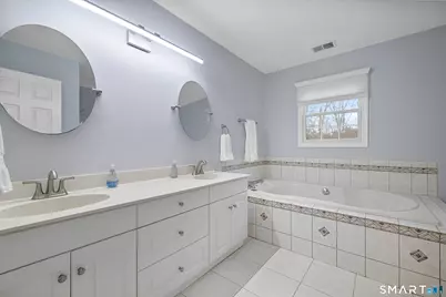 101 Leighton Trail, Guilford, CT 06437 - Photo 19