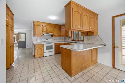 962 Shuttle Meadow Road, Southington, CT 06489 - Photo 23