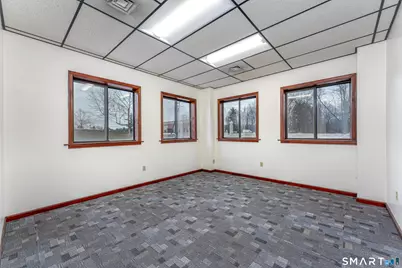 79 West Dudley Town Road, Bloomfield, CT 06002 - Photo 9