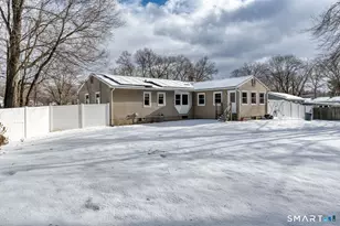 38 Winding Ln, Enfield, CT 06082 - Photo 3