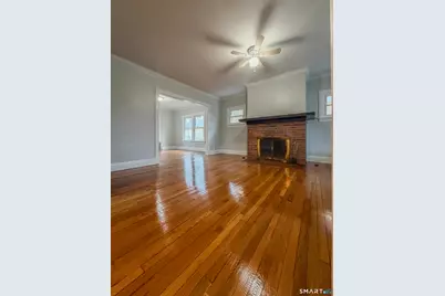 216 Cornwall Street, Hartford, CT 06112 - Photo 15