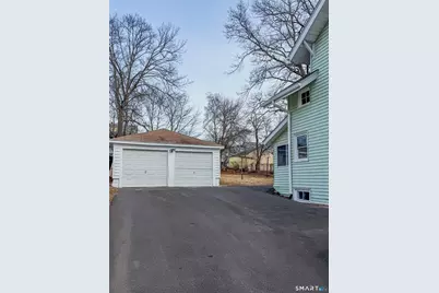 216 Cornwall Street, Hartford, CT 06112 - Photo 7
