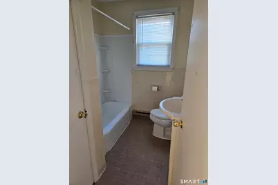 27 College Street #4, Clinton, CT 06413 - Photo 5