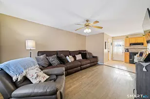 68 Woodcrest Dr, Waterbury, CT 06708 - Photo 3