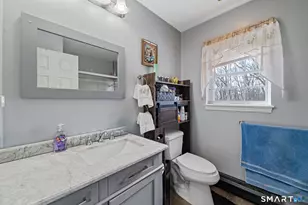 68 Woodcrest Dr, Waterbury, CT 06708 - Photo 29