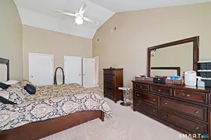 68 Woodcrest Dr, Waterbury, CT 06708 - Photo 19