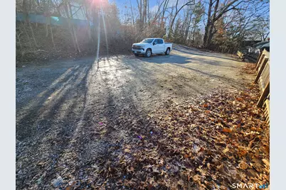 129 Mechanics Street, Putnam, CT 06260 - Photo 3