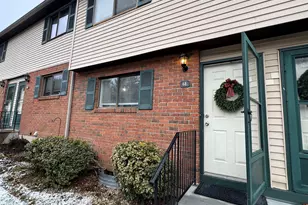 39 Horton Hill Rd, Naugatuck, CT 06770 - Photo 1