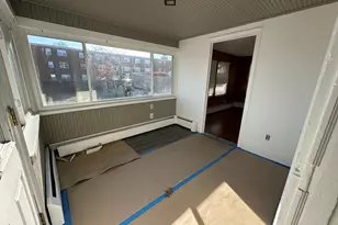 40 Oak St, Windsor Locks, CT 06096 - Photo 3